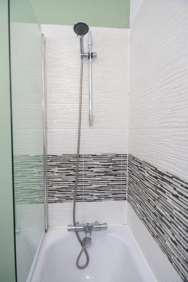 Modern & Spacious Flat In The Centre Of Bristol! Bagian luar foto