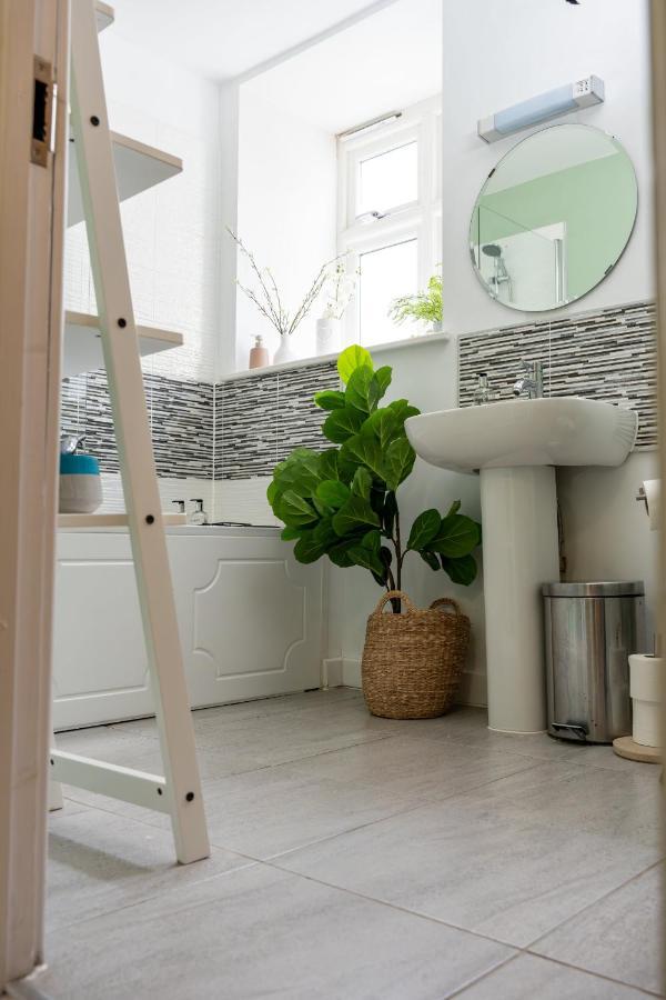 Modern & Spacious Flat In The Centre Of Bristol! Bagian luar foto